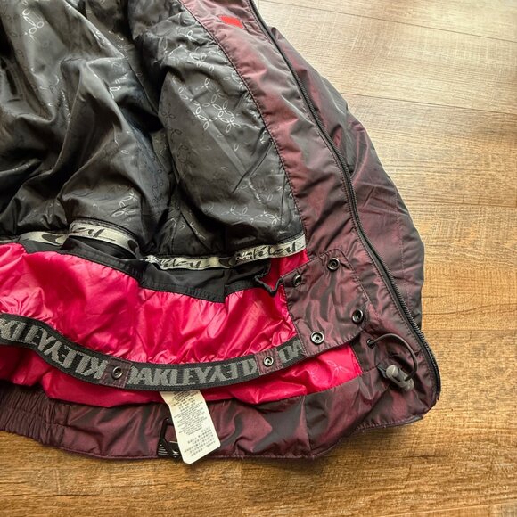 Wmn's Oakley Gretchen Bleiler Ski jacket Burgundy Metallic Sz Small Thinsulate - Picture 10 of 16